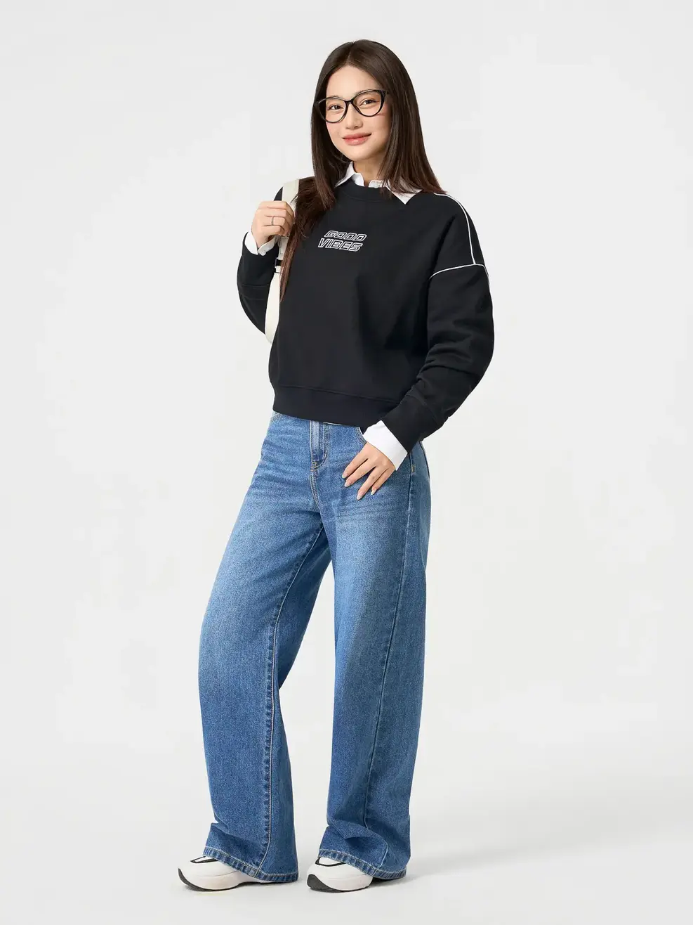 Áo Nỉ Oversize Lửng Thêu Thân Trước - ĐEN 002 - S