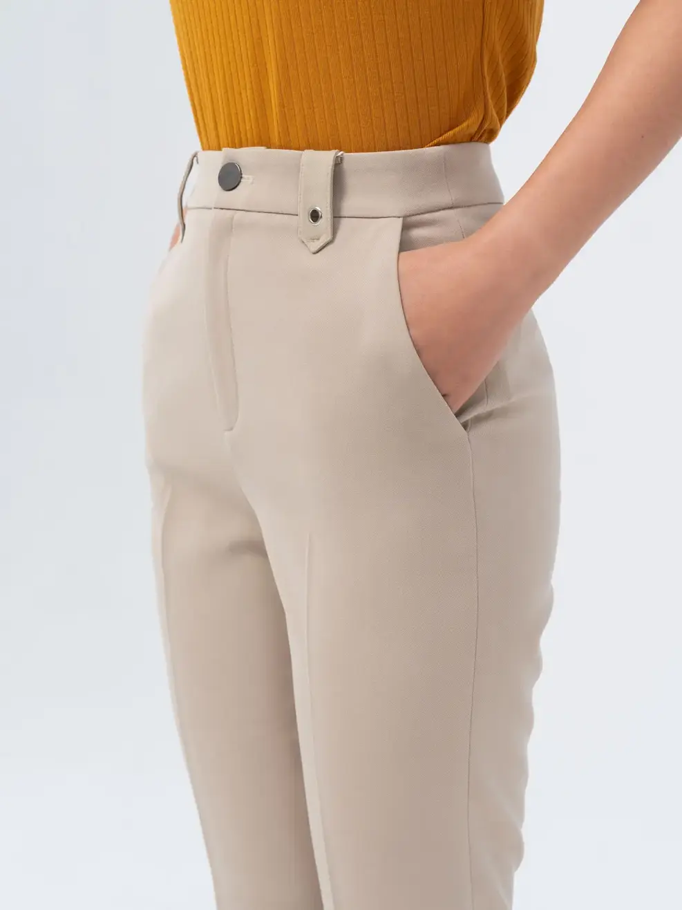 Quần Quần Âu Nữ Regular Tôn Dáng (qan5092) - Be 114 - S