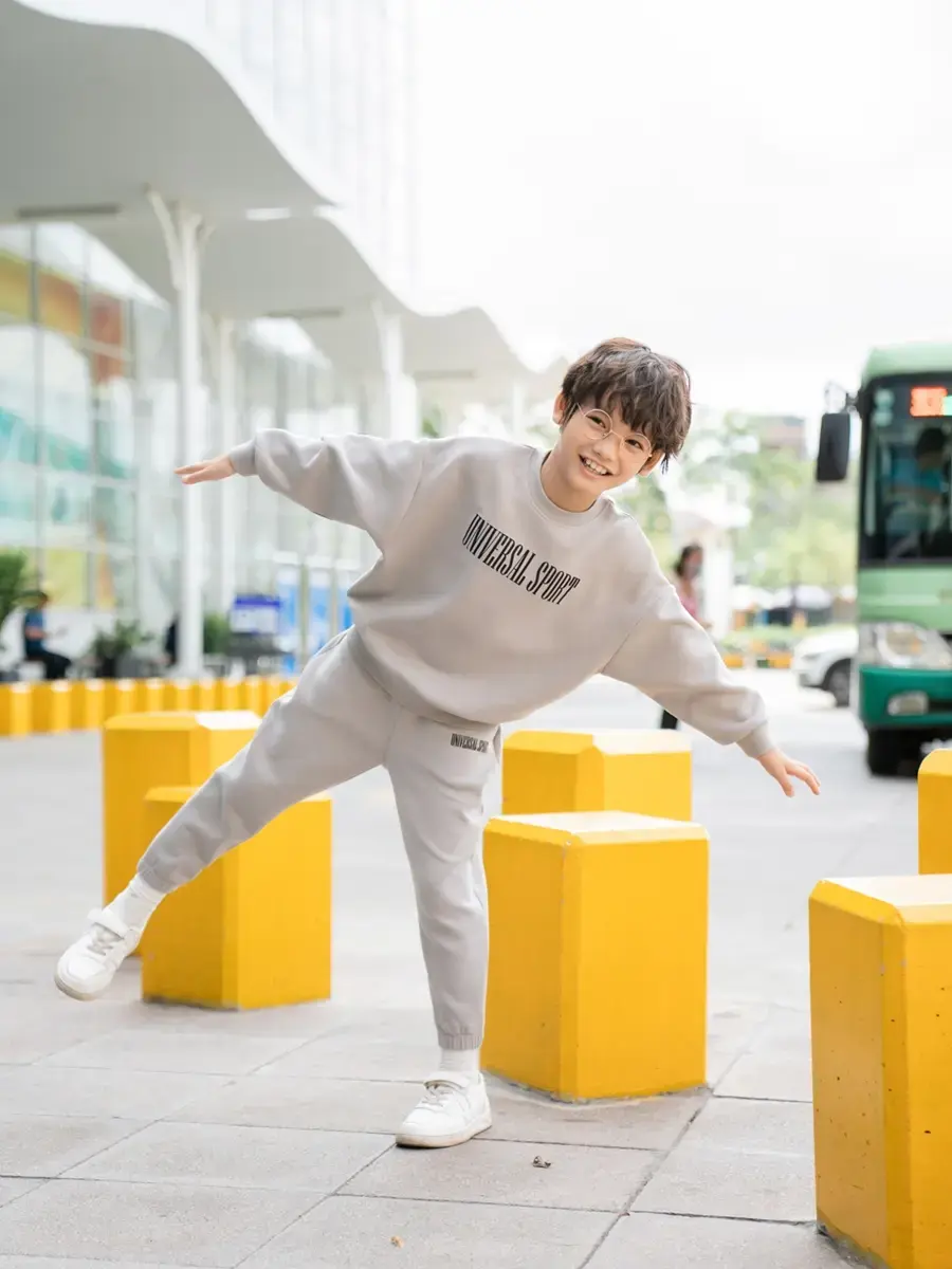 BỘ ĐÔNG KID CHẤT NỈ UNIVERSAL SPORT - Ghi - 2