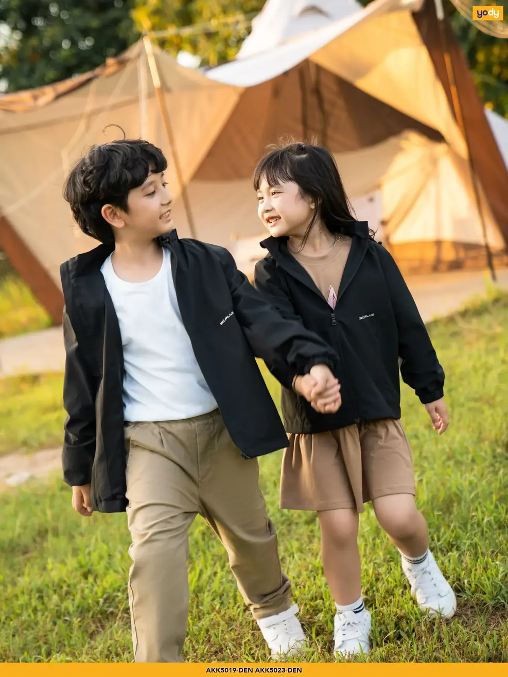 Áo gió kid bé 3C Plus - Đen - 4-5