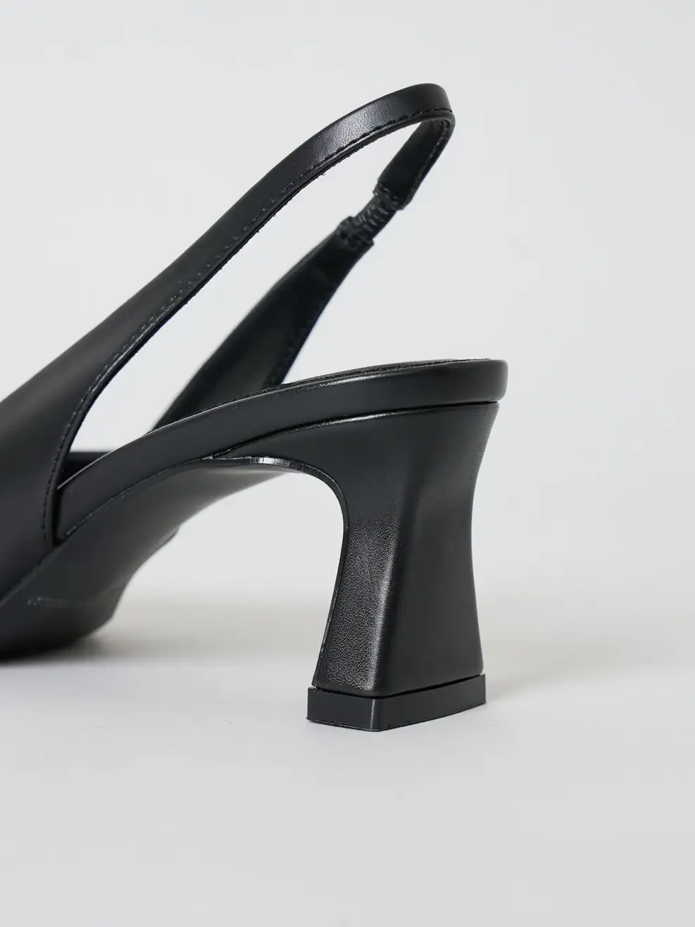 Giày Cao Gót Mũi Nhọn Hở Hậu Cơ Bản - Đen - 35