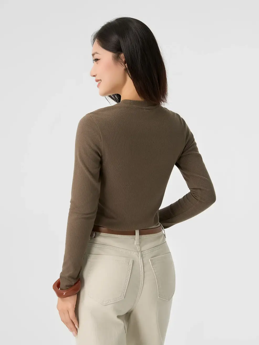 Áo Phông Dài Tay Dáng Ôm In Chữ - Nâu 072 - S