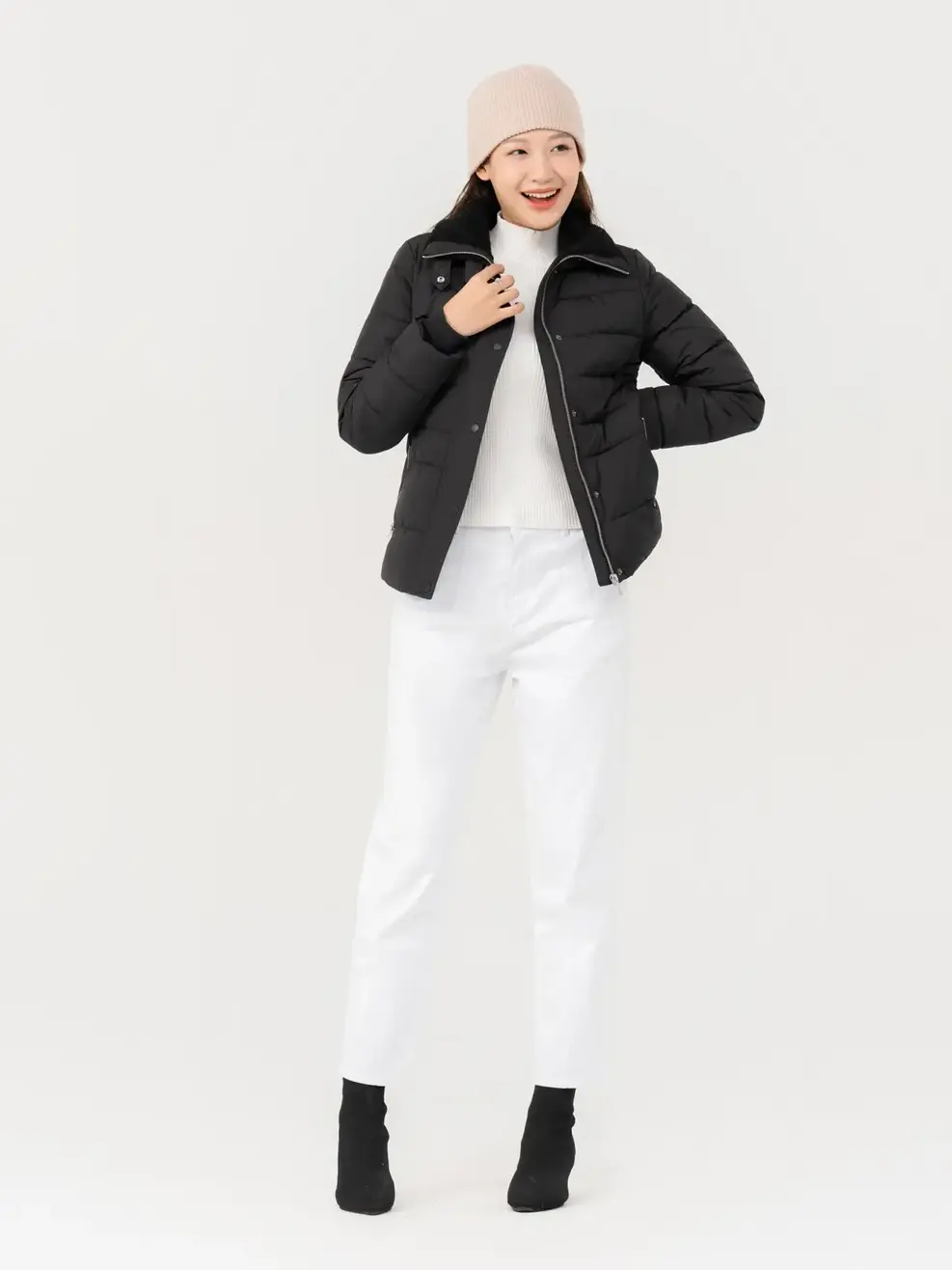 Phao Vip Nữ Dáng Ôm Cổ Phối Lông      - Đen - S