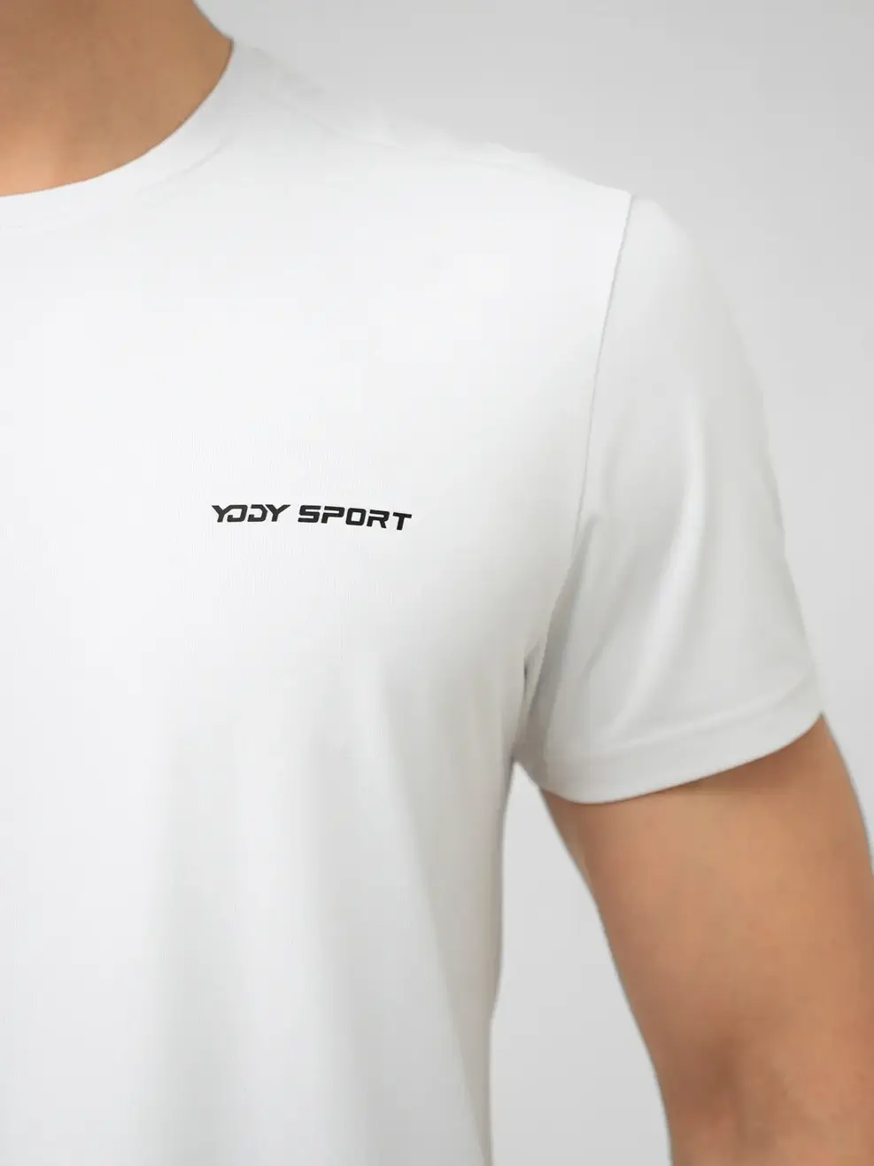 T-shirt Thể Thao Nam Hoạ Tiết Tràn Thân - Trắng - M