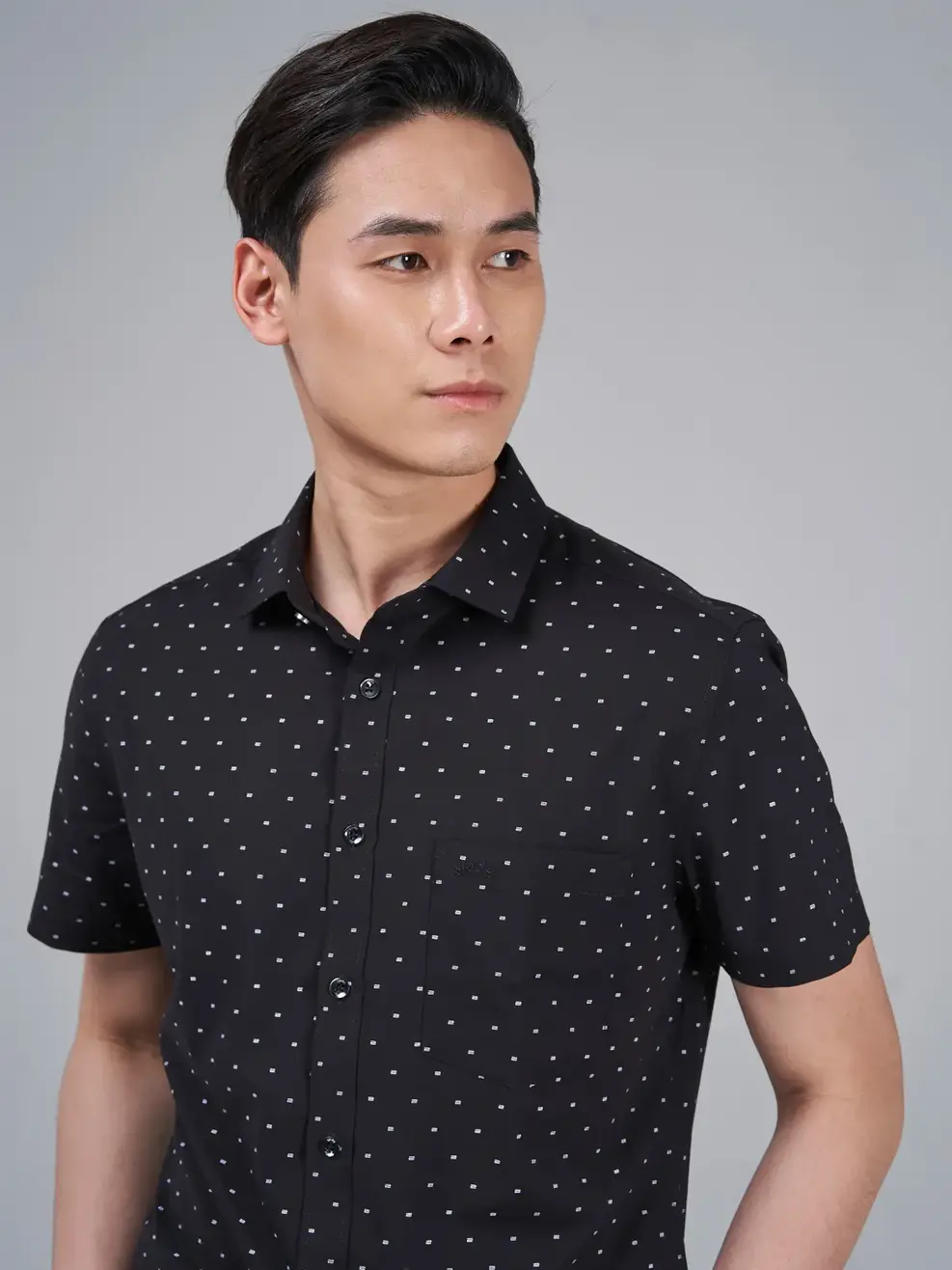 Sơ mi nam cộc tay Bambo túi ốp - Đen - L
