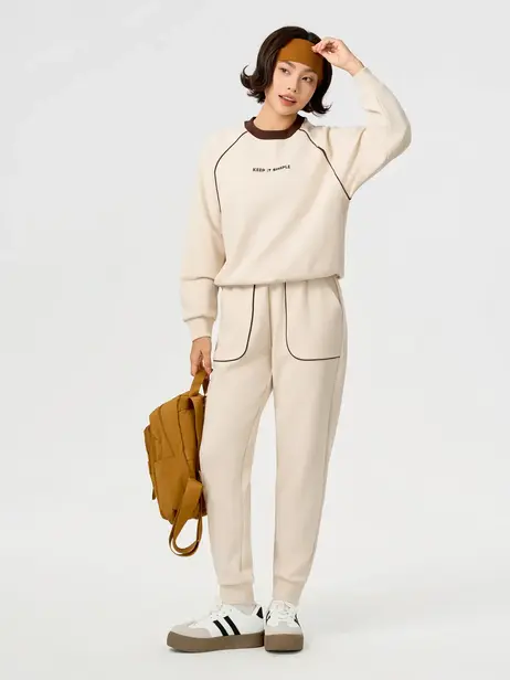 Bộ Đồ Nữ Tay Liền Phối Màu In Hình Thân Trước