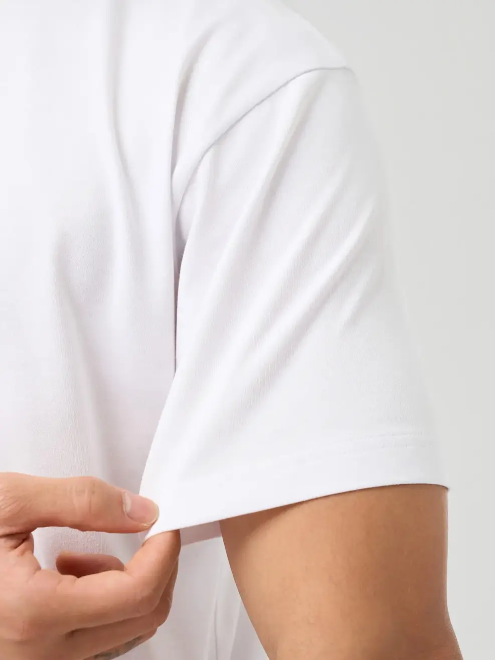 Áo Phông Nam Relax In Chữ - Trắng 001 - M