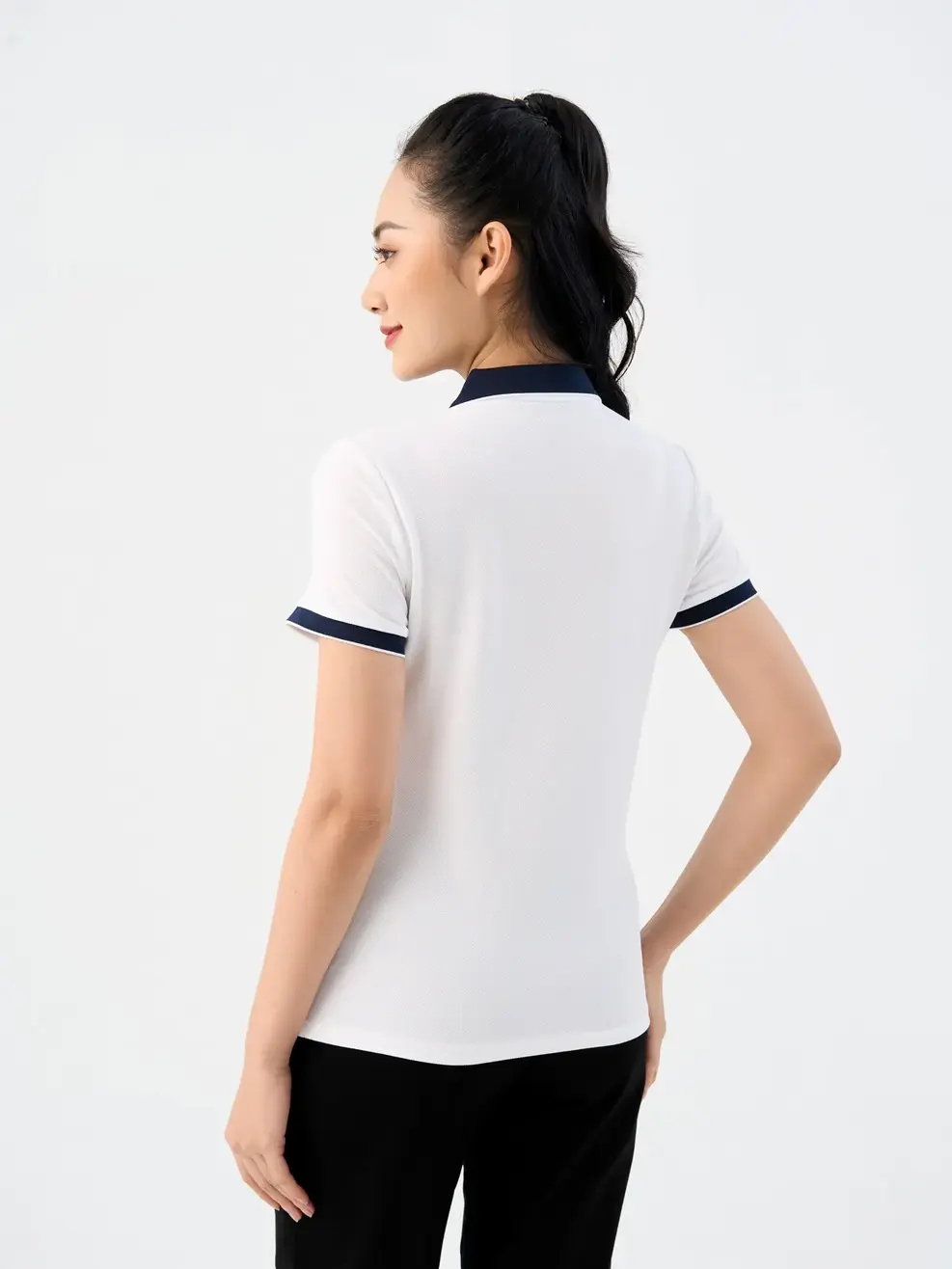 Polo nữ café phối nẹp - Trắng navy - S