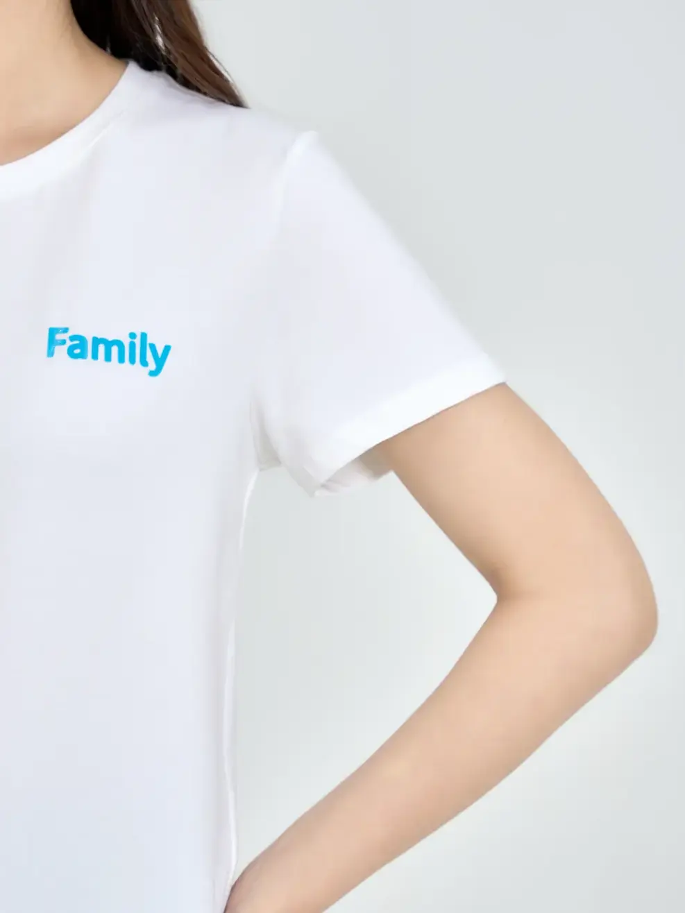 Áo thun nữ family - Trắng - S