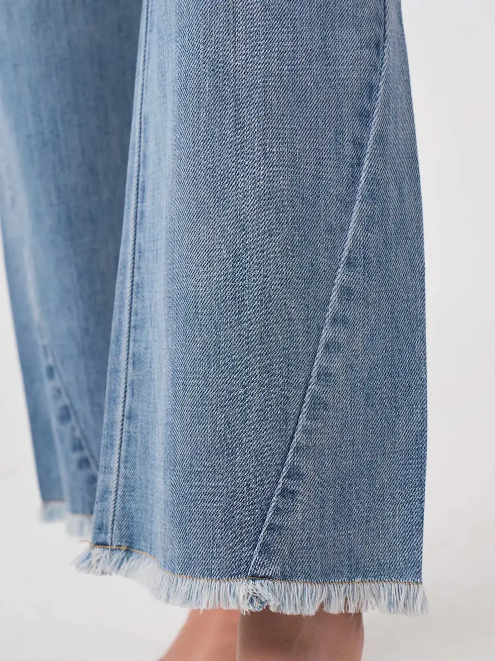 Quần Jeans Nữ Straight Cắt Cúp - Màu chàm 003 - 26