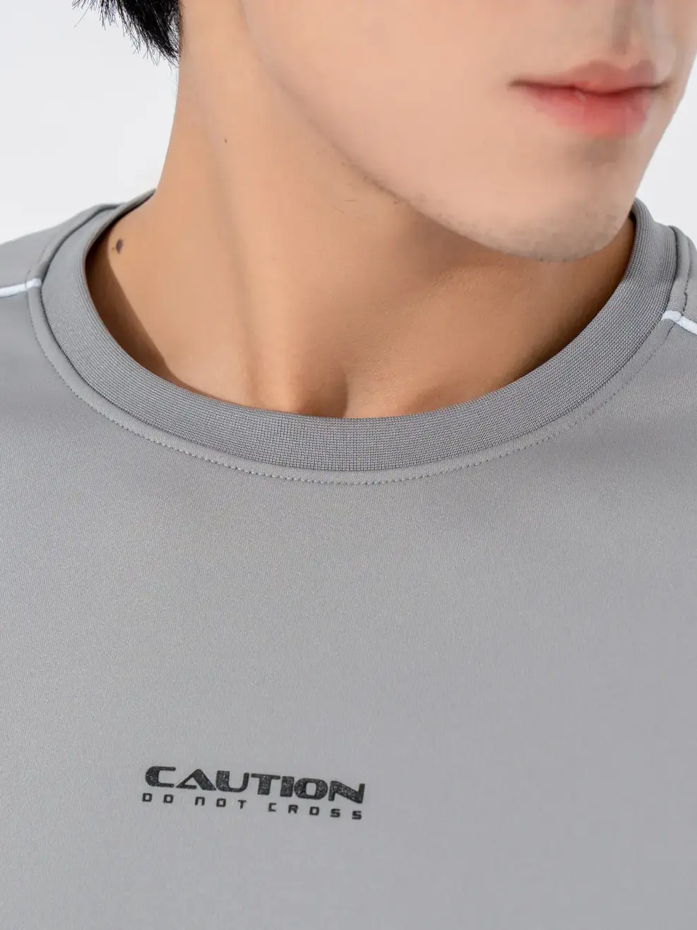 Bô đông nam thể thao in chữ Caution - Ghi Sáng - M