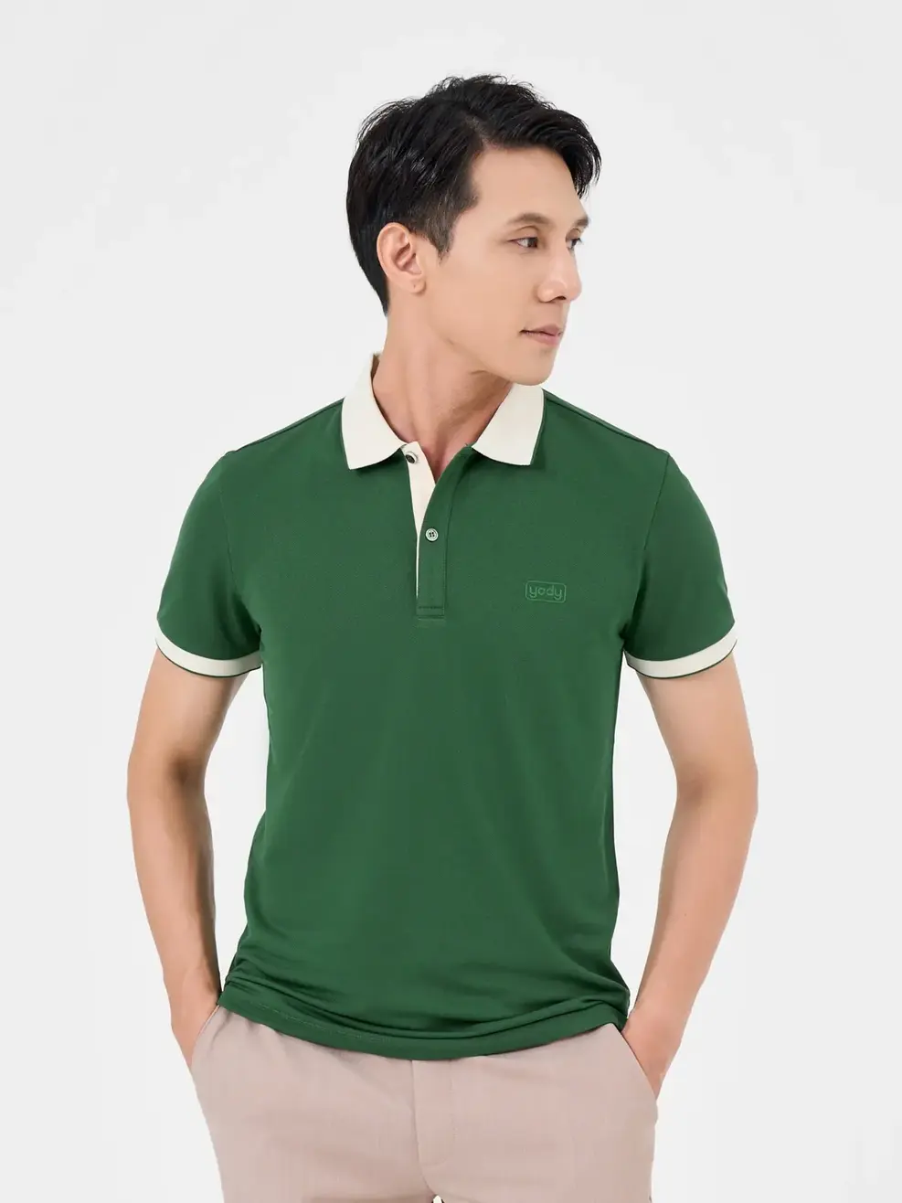 áo polo màu xanh lá
