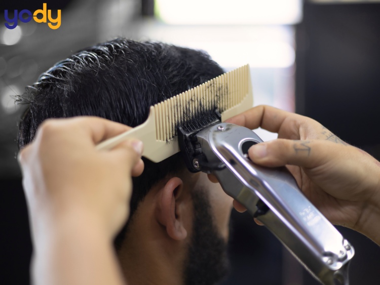 Chọn ngày cắt tóc tốt sẽ đem lại nhiều may mắn, thuận lợi