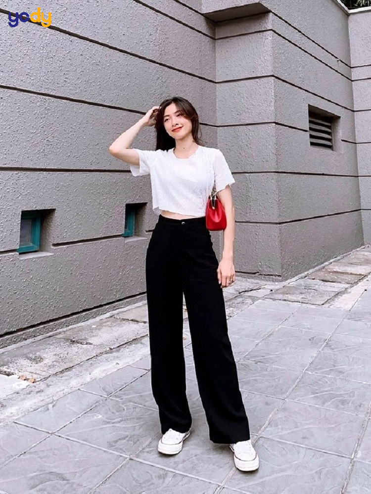 Kết hợp quần âu nữ với áo croptop năng động
