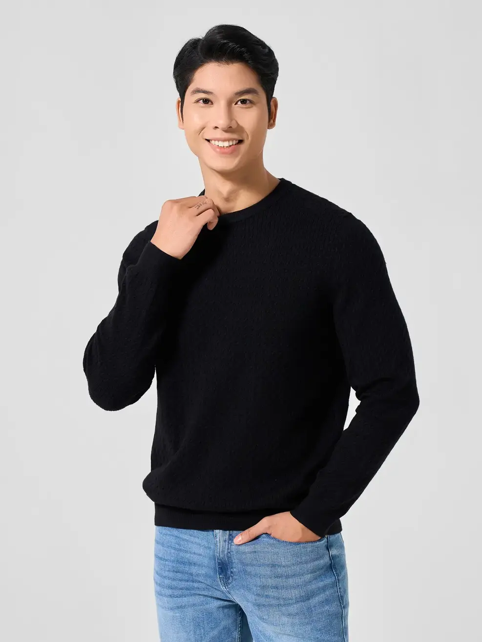 Cardigan, áo mặc trong và jean cạp cao nhẹ nhàng, hack dáng