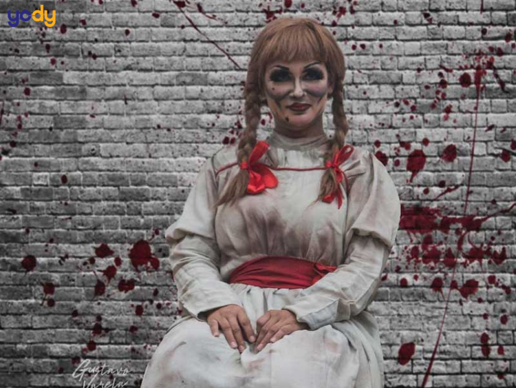 Hóa trang Halloween búp bê khâu rách creepy