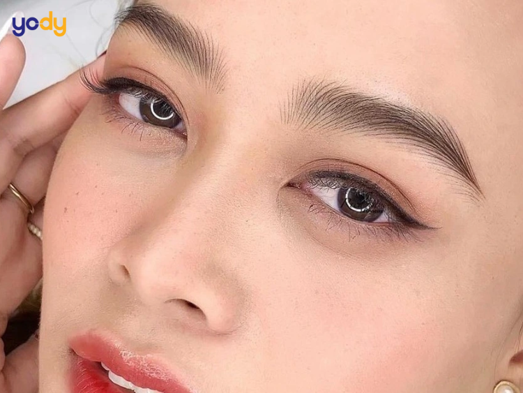 Thế nào là lông mày đẹp?