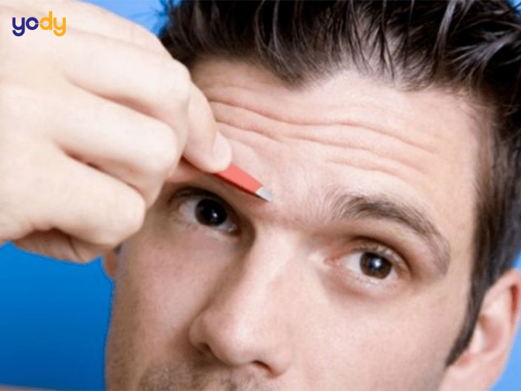 Cách làm giảm tình trạng chân mày giao nhau