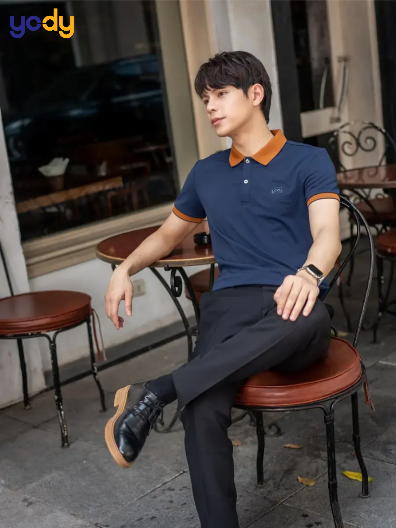 Kết hợp cùng quần tây