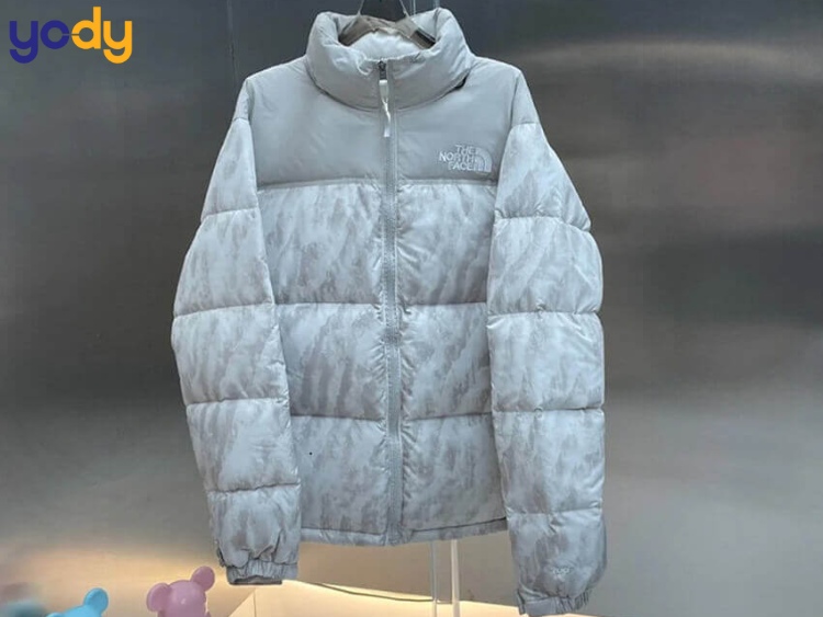 Áo phao lông vũ cần làm phồng sau khi giặt