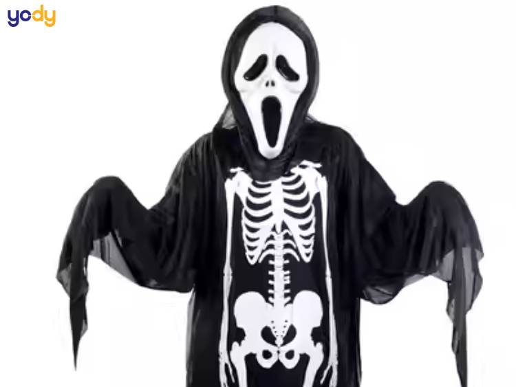 Hóa trang Halloween thành bộ xương sọ rùng rợn