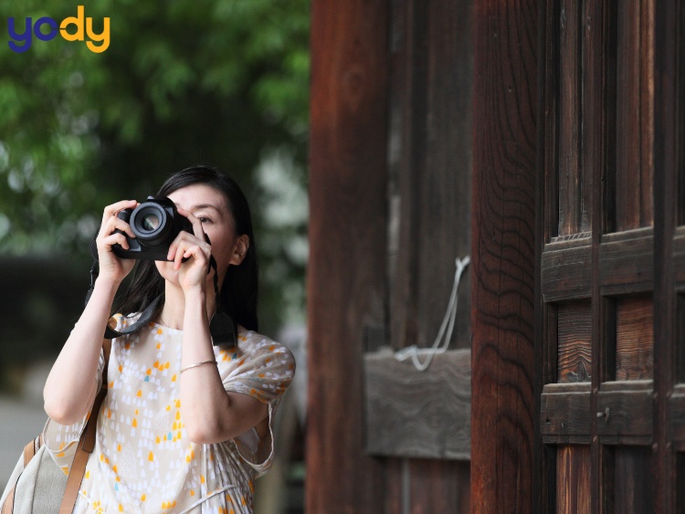 Xem ngày tốt xuất hành tháng 10 năm 2025 để tránh các rủi ro