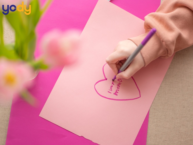 Một vài lưu ý khi làm thiệp 20/10